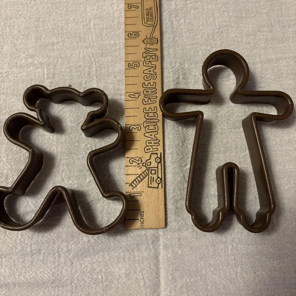 Lot Of Three Brown Cookie Cutters Boy Girl Bear With Spatula 5 Inches